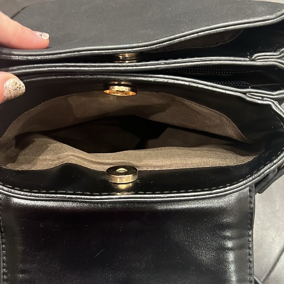 Black Crossbody Bag with buckle detail - Picture 10 of 10